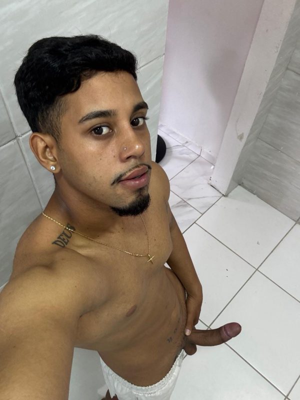 Bryan Levyr 21