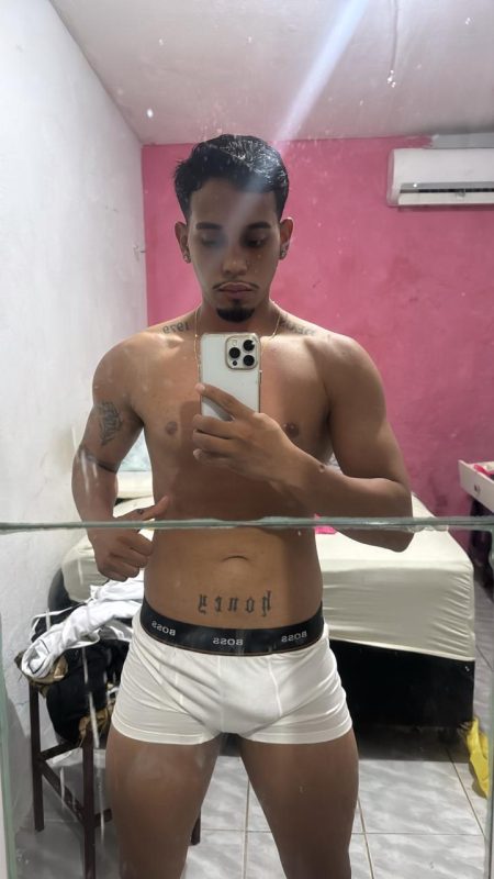 Bryan Levyr 19