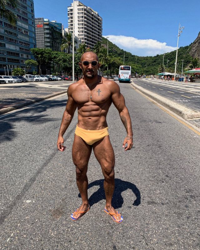 Carlos Moreno 6
