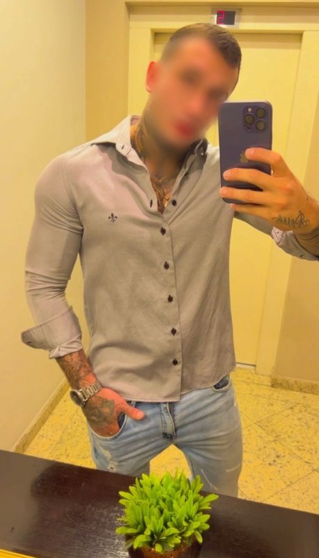 Arthur Fontana 12