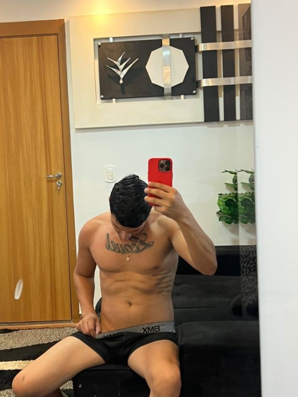Felipe Leonel 8
