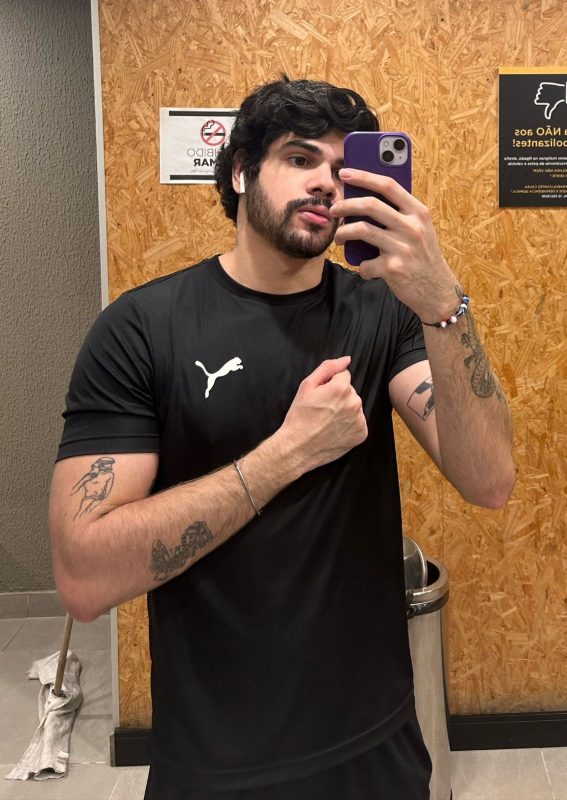 Gael Massagista 23