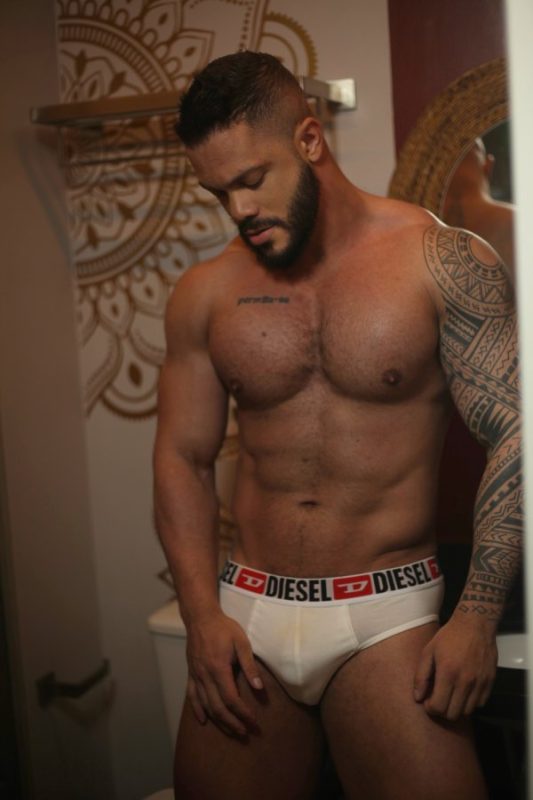 Arthur Brandão 3