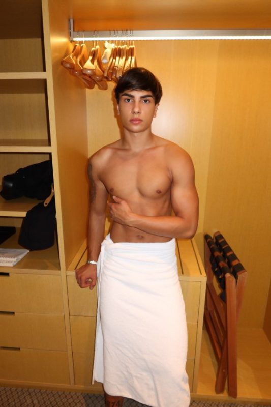 Ariel Rezende 17