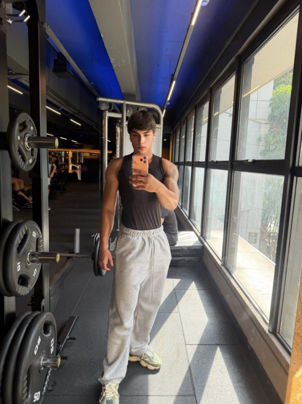 Ariel Rezende 23