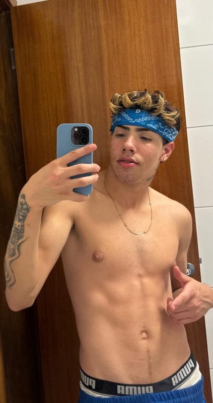 Andrey Moura 17