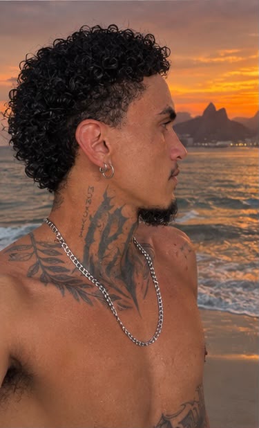 Victor Chaves 2