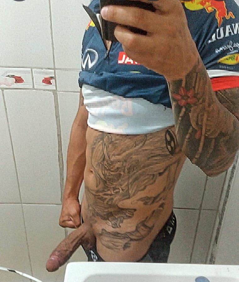 Leeo Novin Tatuado 11