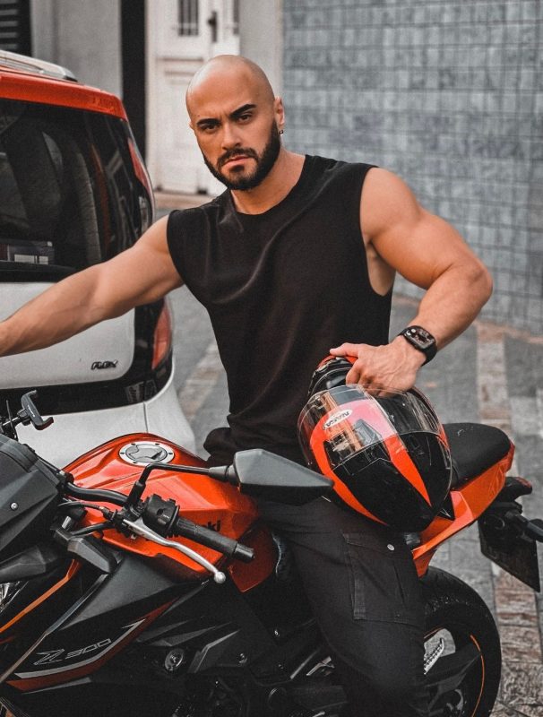 Léo Massagista 7