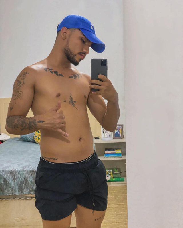 Andrew Almeida 3