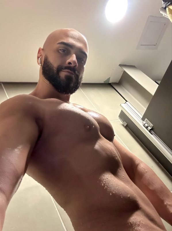 Léo Massagista 29