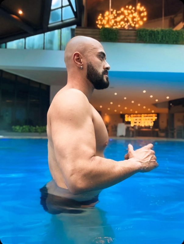 Léo Massagista 26