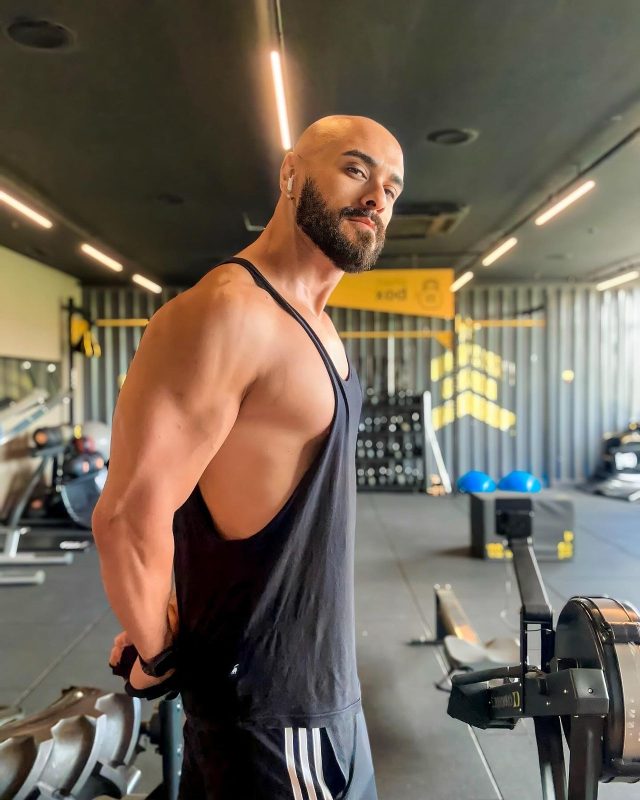 Léo Massagista 5