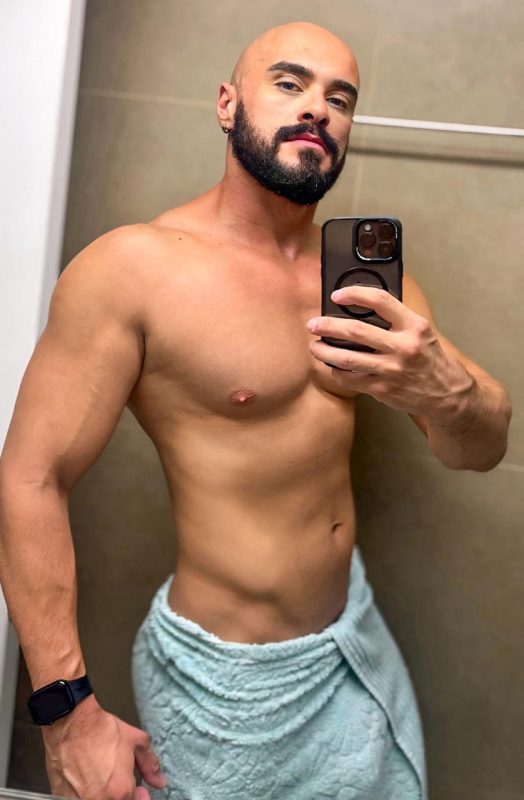 Léo Massagista 28