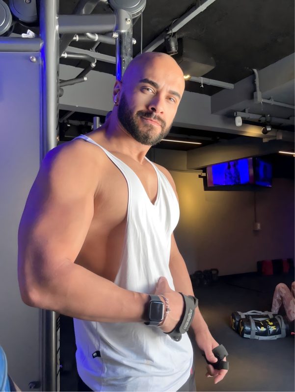 Léo Massagista 35