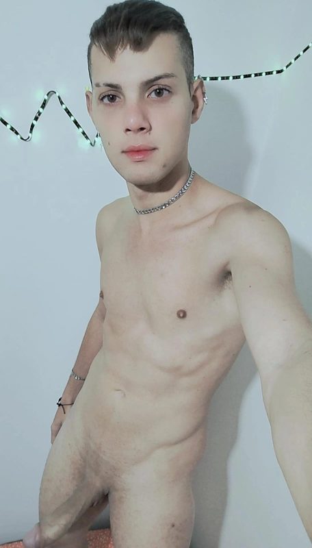 Alex Pikulu 4