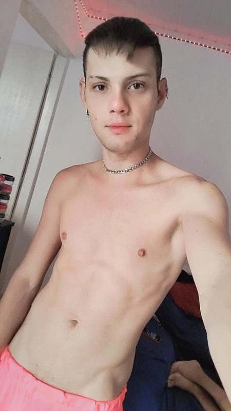 Alex Pikulu 12