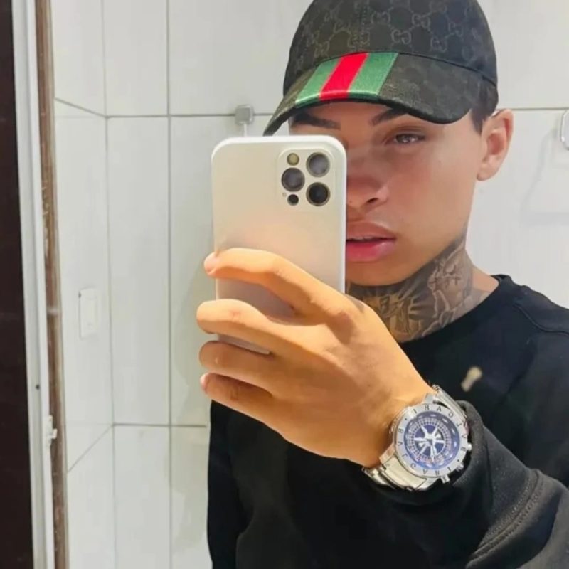 John Oliveira 18