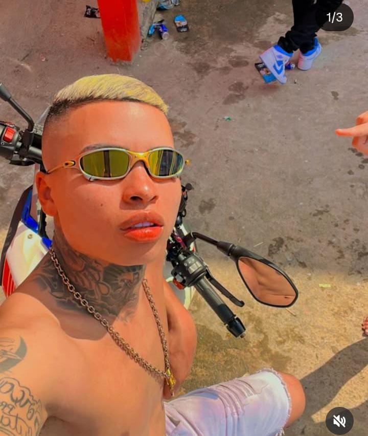 John Oliveira 14