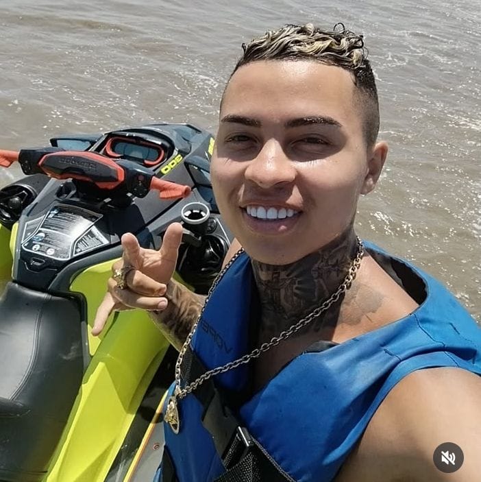 John Oliveira 21