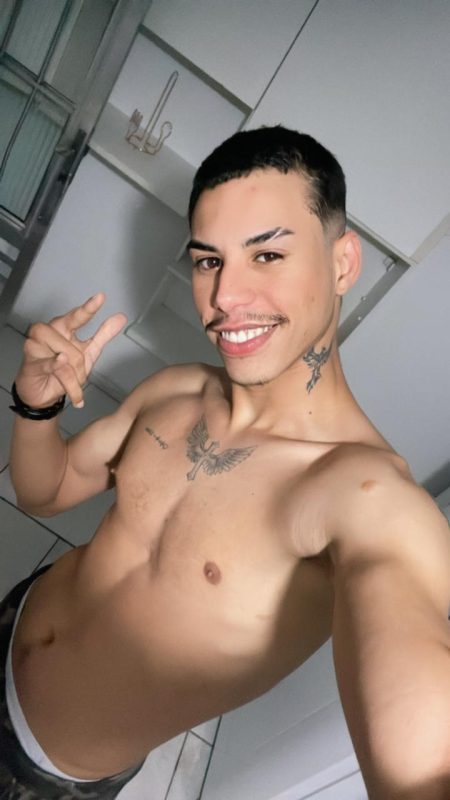 Apollo Coutinho 5