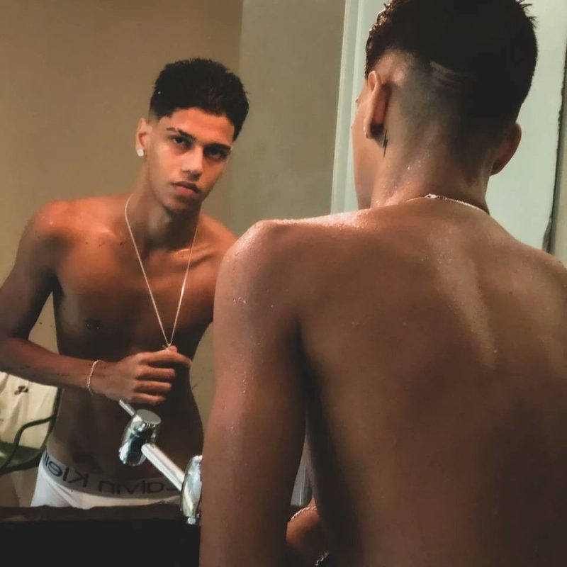 Ítalo Henrique 77