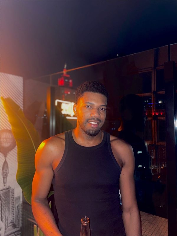 Derick Souza 23