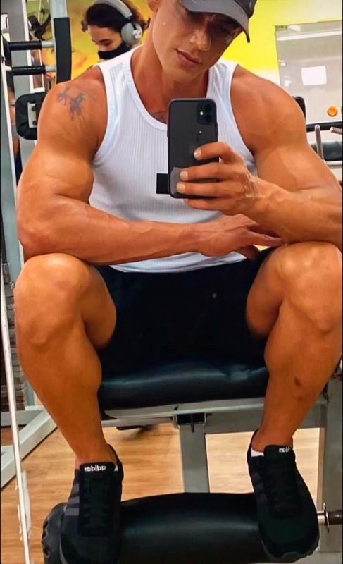 Akin Rios 1