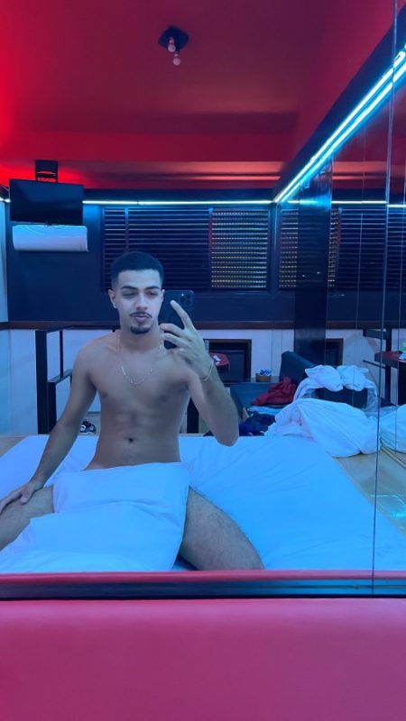 Raul Avelar 8
