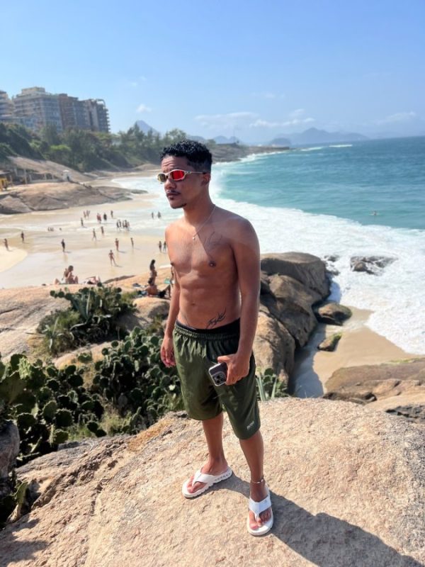 Yan Castro 22cm 6