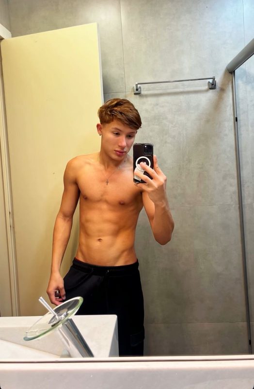 Felipe Ferraz 28