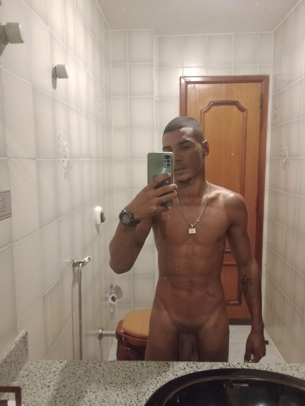 Lucas Moreno 5
