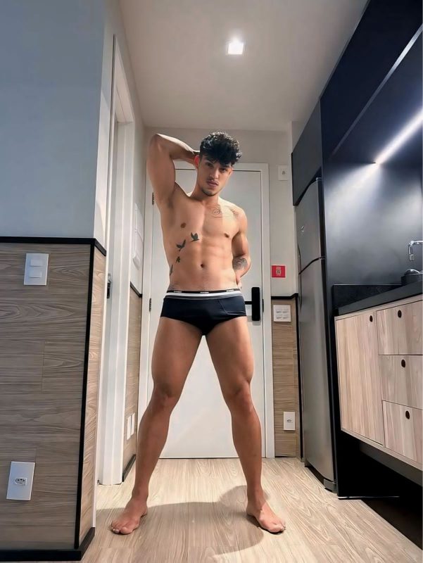 Alex Mendes 4