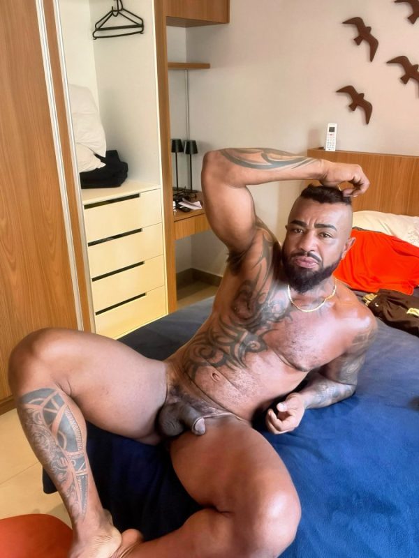 Felipe Nuru 9