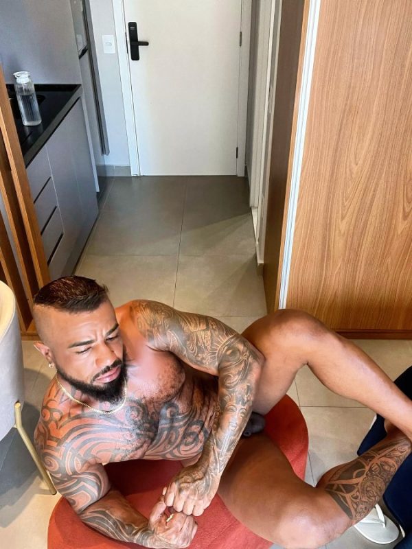 Felipe Nuru 8