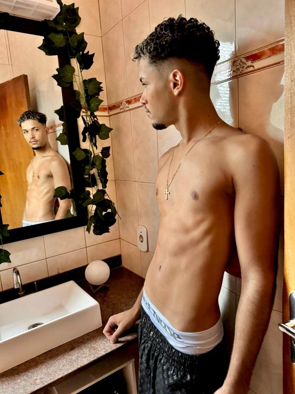 Jhon Santos 44