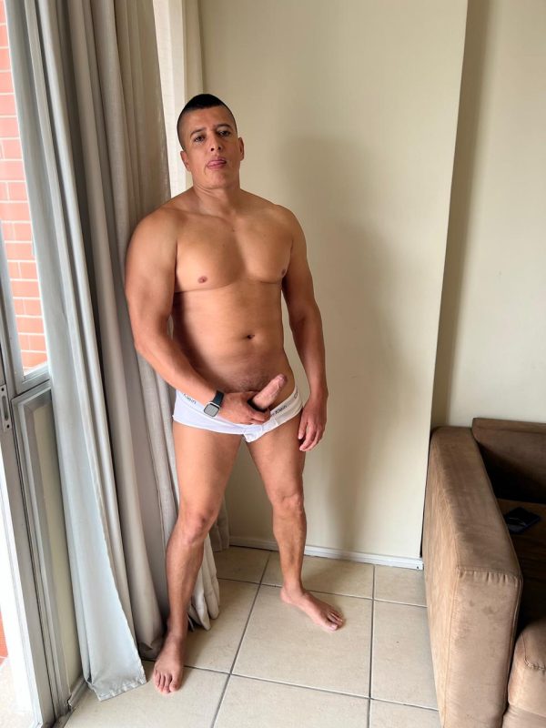 Andrés Bustamante 6