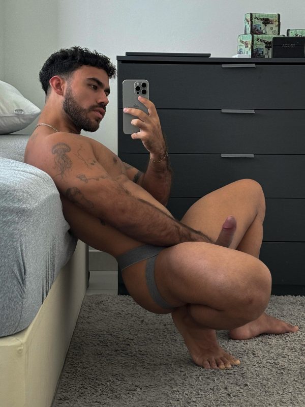 Hector Mendez 22