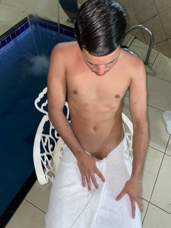 John Avelar Massag 1