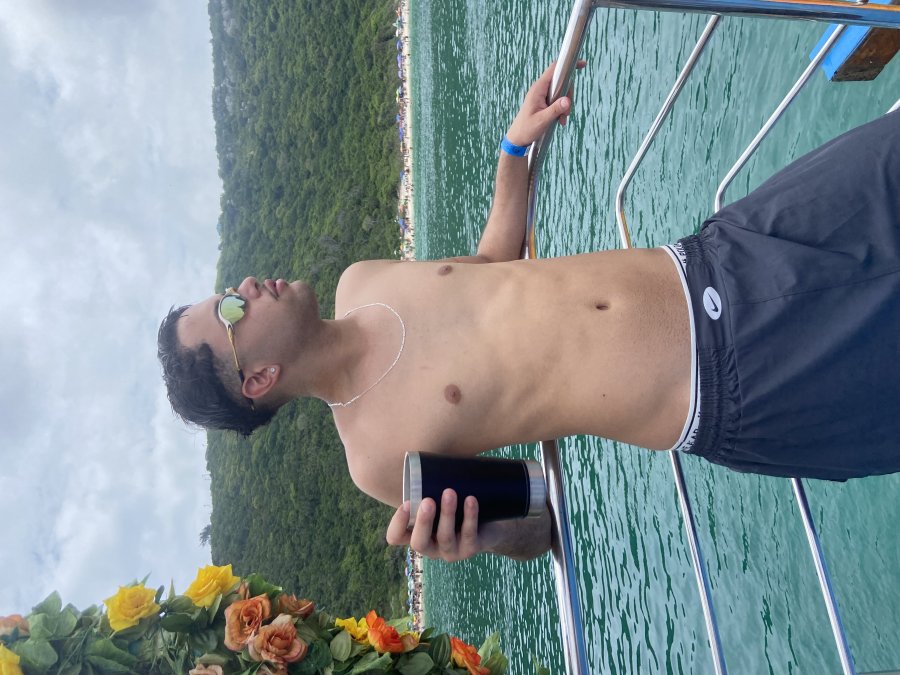 John Avelar Massag 14