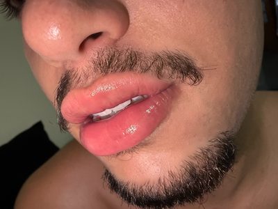 John Avelar Massag 29