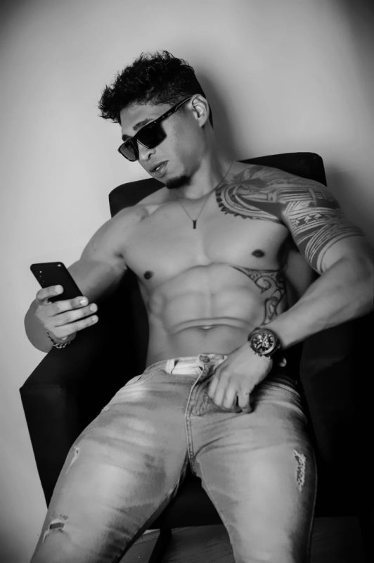 Renato Kalahari 16
