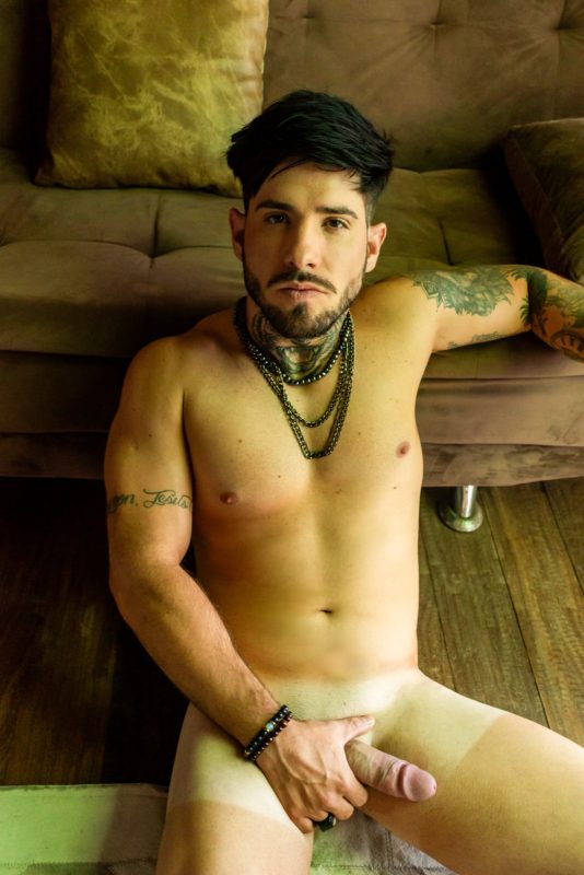 Jhonatan Prado 12