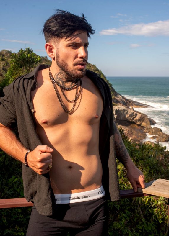 Jhonatan Prado 6