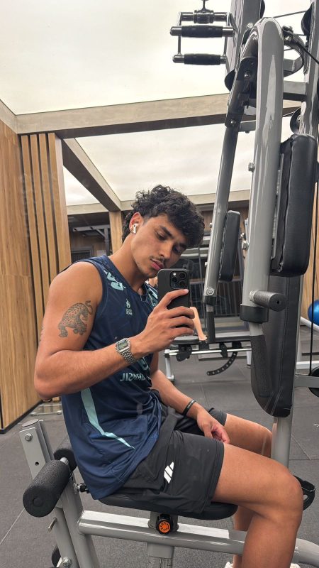 Augusto Reis 8