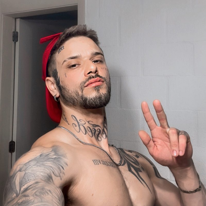 Novinho Sarado