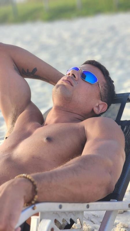Oliver Santos 8