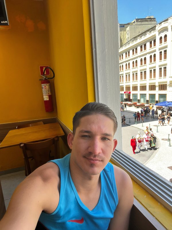 Loiro Venezuelano 23