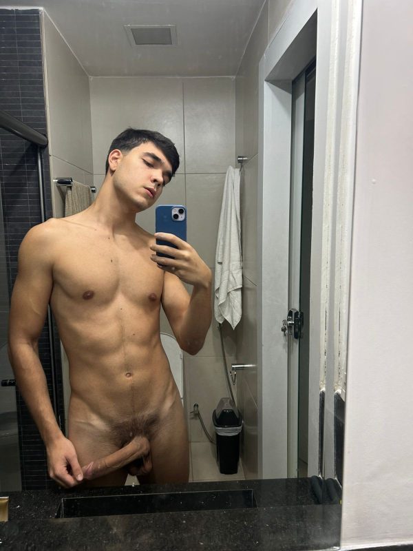 Junior Costa 12