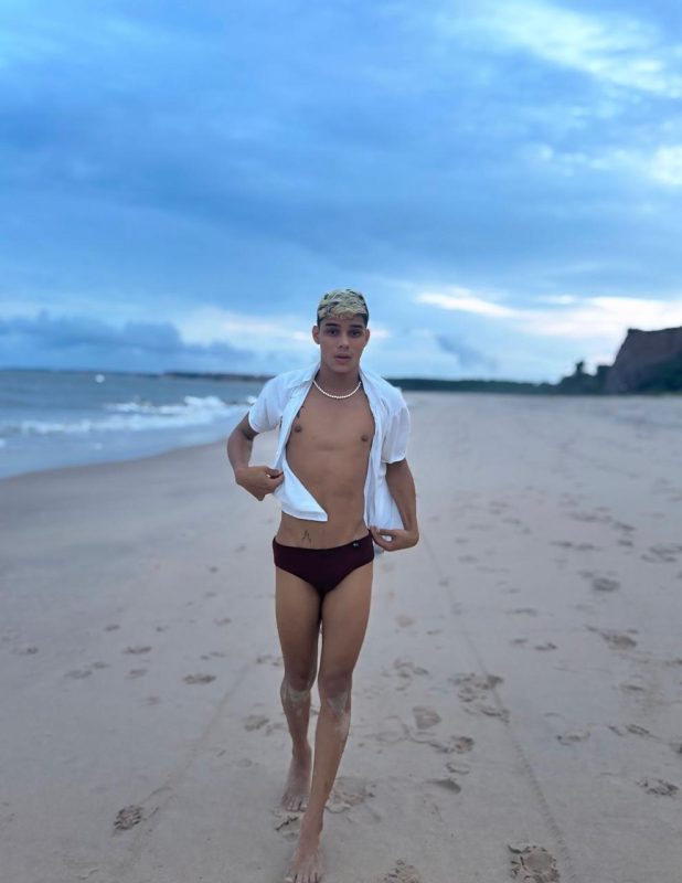 Yan Muniz 20